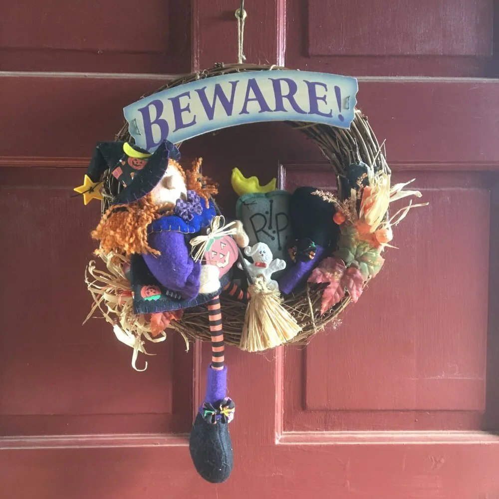 ⭐️Host Pick⭐️ Halloween Witch Wreath Broom Pumpkin R.I.P. Tombstone Ghost Beware